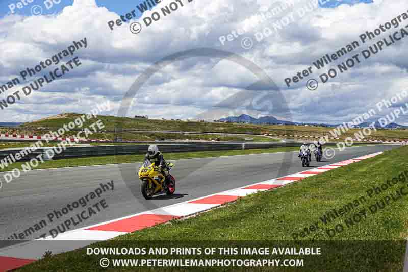 cadwell no limits trackday;cadwell park;cadwell park photographs;cadwell trackday photographs;enduro digital images;event digital images;eventdigitalimages;navarra;no limits trackdays;peter wileman photography;racing digital images;trackday digital images;trackday photos